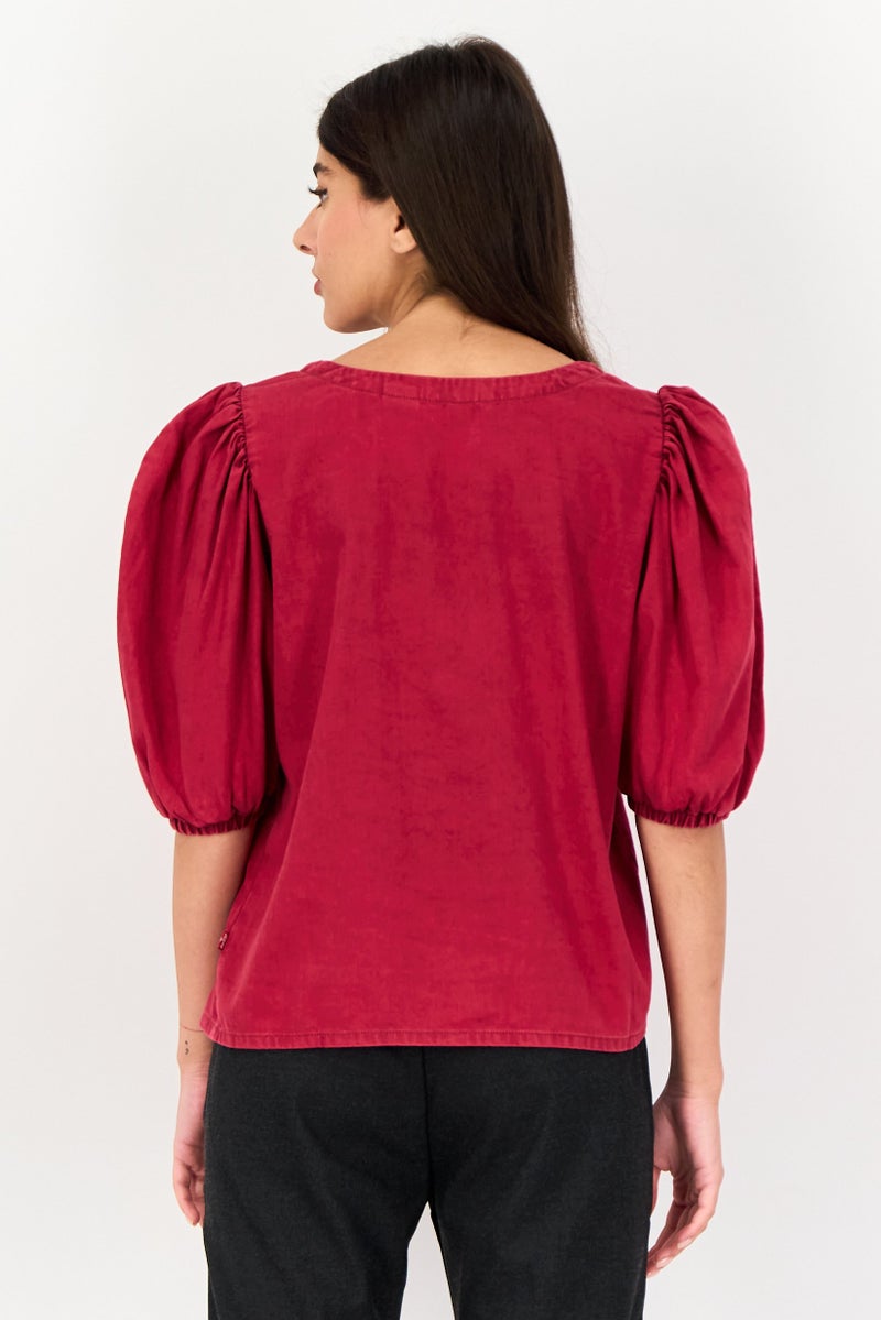 Levi's بلوزة نسائية بياقة دائرية وأكمام منتفخة، مارون - Image 2