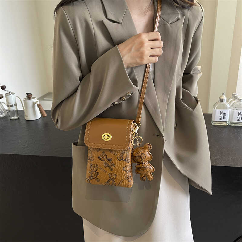 Mobile Phone Bag Women'S Crossbody Fashion Versatile Small Bag Mini Shoulder Bag High-End Cartoon Bear Bag - Image 4