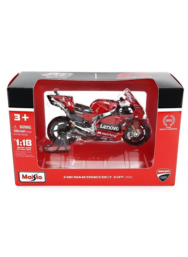 Bburago Bburago 1/18 Scale 36391 - Ducati Desmosedici Motorcycle Moto GP - #63 F.Bagnaia & #43 J. Miller  - Image 3