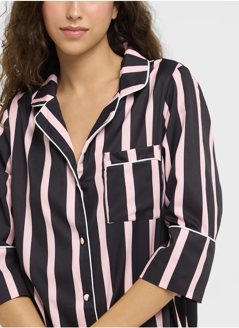 جينجر Satin Stripe Sleep Shirt Dress