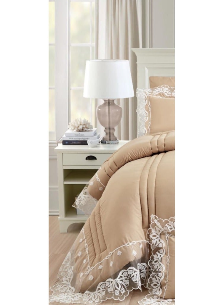 مارك مفرش سرير  نفر ونص بتصميم الدانتيل  ليضيف الجمال والاناقة لديكور غرفتك ، 5 قطع مقاس اللحاف 170*220 سم - Image 2