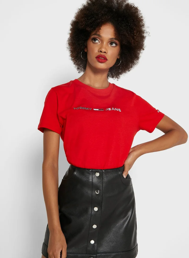 TOMMY JEANS Logo T-Shirt