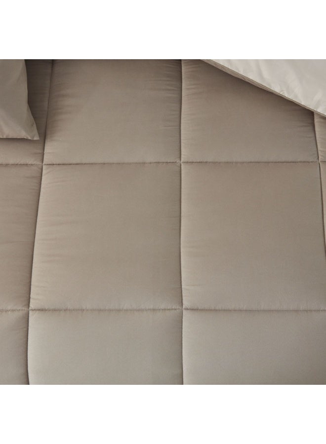 شايني فلاور طقم لحاف سرير نفرين مفرش شتوي مكون من 8 قطع ميكروفايبر مع حشوة قطن مقاس ۲٤۰×۲۲۰ سم - Image 2