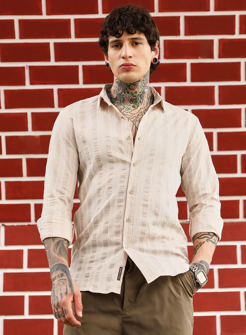 Campus Sutra Campus Sutra Men's Saltbox Beige Textured Candy-Striped Shirt | Spread Collar , Long Cuffed Sleeves , Button Closure , Curved Hem | Stripes Textured | Polyester Blend Shirt For Casual Wear