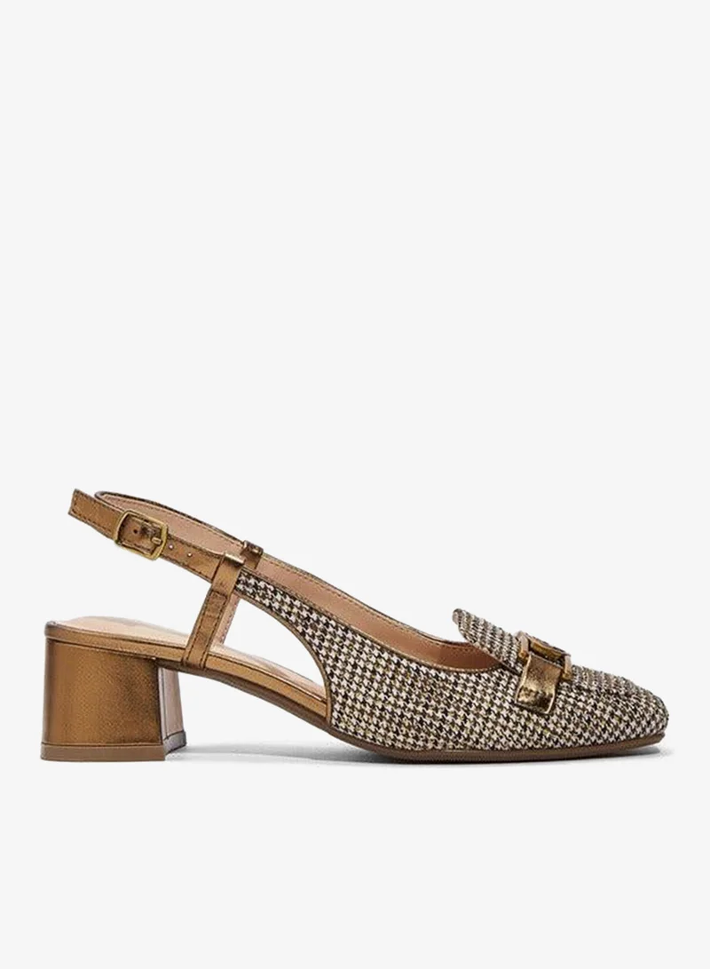 سيليست صنادل بكعب عريض بنقوش مربعات للنساء