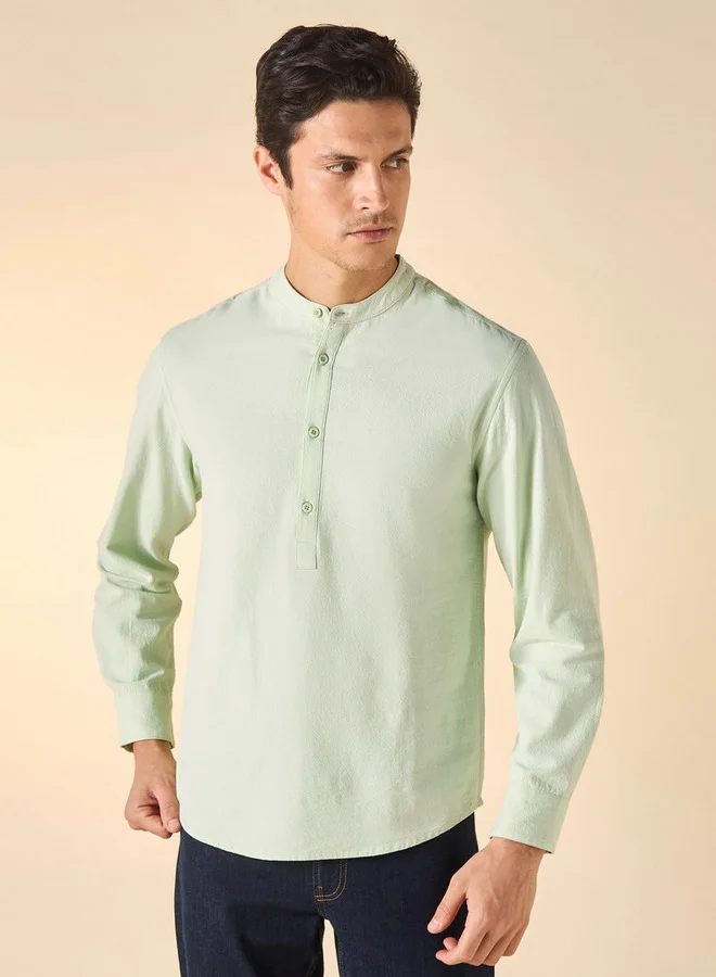 سبلاش فيڤ قميص بقصة عادية بياقة ماندرين وأكمام طويلة