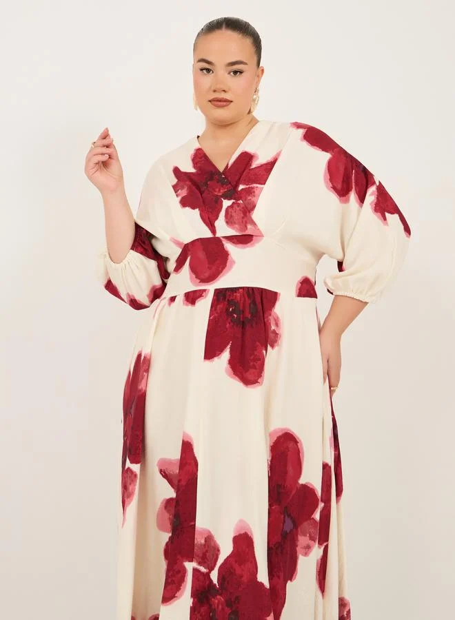 Styli Styli Plus Size Printed V-Neck A-Line Maxi Dress