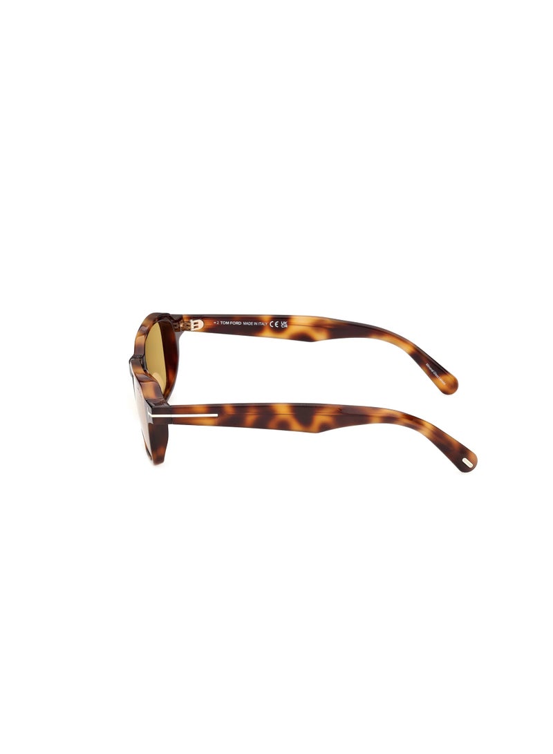 توم فورد نظارات شمسية مربعة بإطار كامل للرجال من توم فورد، طراز Ezra-02 FT1359 53E - Image 3
