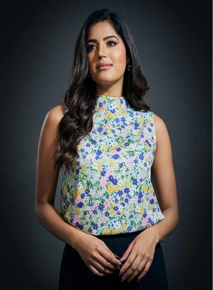 Zigzag Sleeveless Printes Satin Top