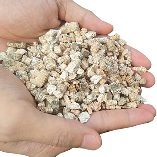 Voulosimi 10QT Organic Vermiculite Granules for Plants and Gardening - Image 1