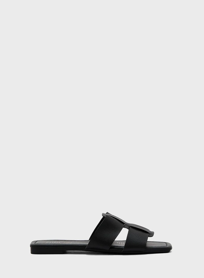 Rubi Farrah Fisherman Slides