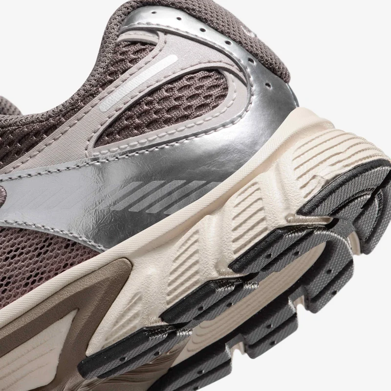 Nike Kids' V5 RNR Shoes