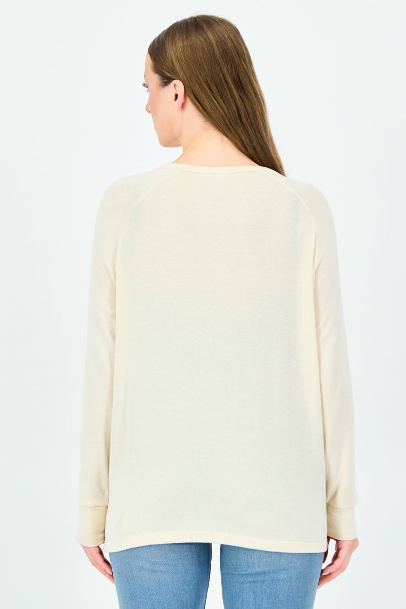 UNDIZ Women Crew Neck Knitted Sweater, Beige - Image 3