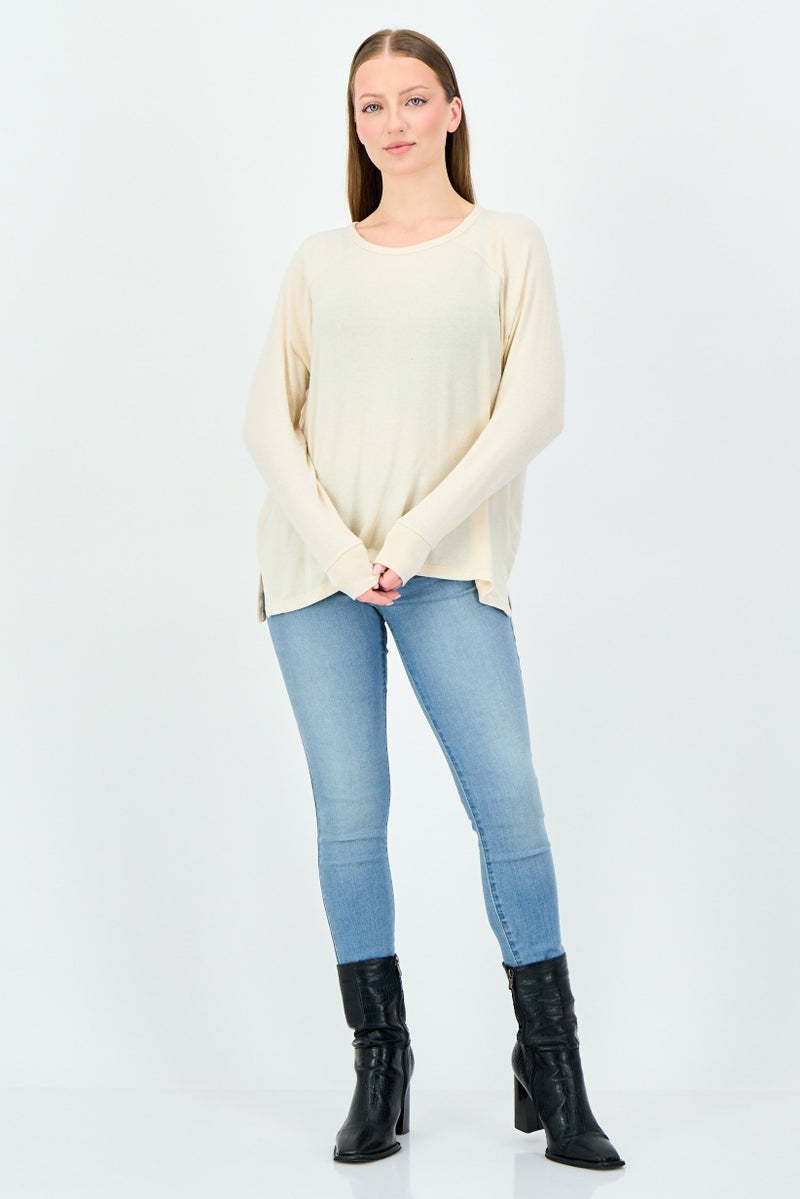 UNDIZ Women Crew Neck Knitted Sweater, Beige - Image 4