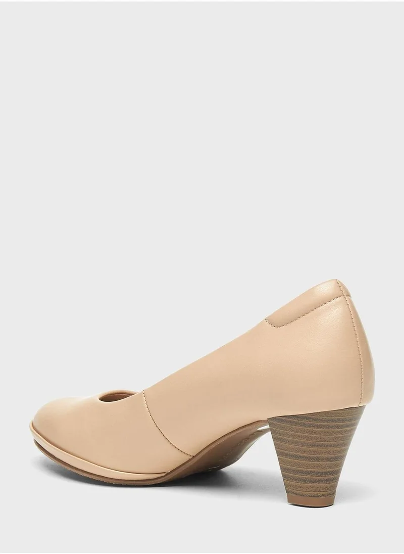 Le Confort Block Heel Pumps