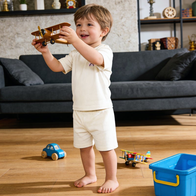 بابيز_بيسك بيبيز بيسك طقم تيشيرت بأكمام قصيرة من القطن المضلع مع شورت سادة, حزمة من ٣ - Image 3