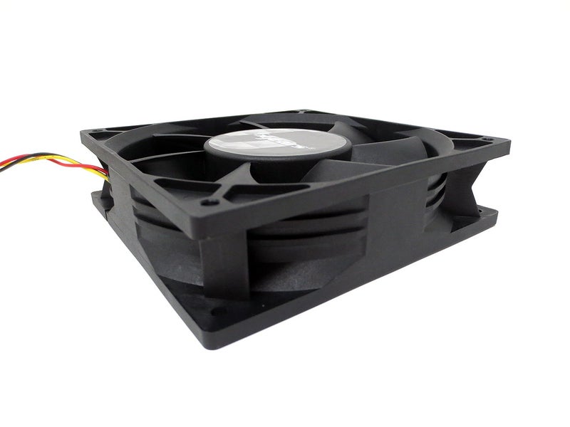 Bgears b-Blaster 24V 140x38 Hi-Speed 5200RPM with 308CFM 2 Ball Bearing Fan Black - Image 2