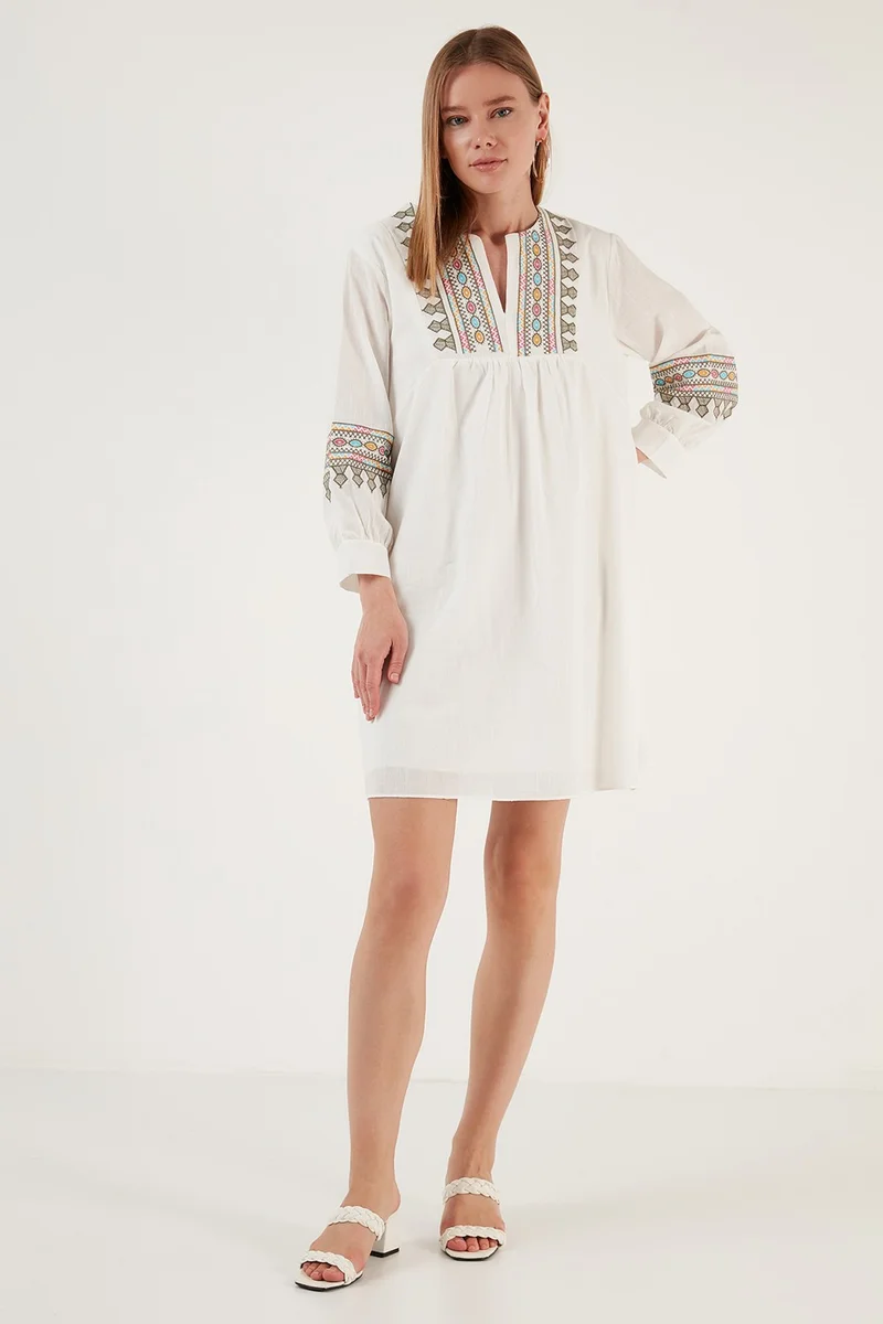 Lela Cotton Embroidery Detailed Comfortable Cut V-Neck Mini Dress Women's Dress 611EL269