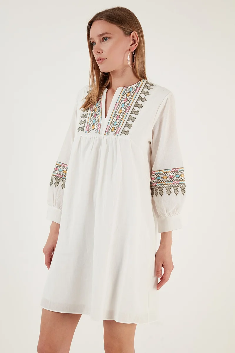 Lela Cotton Embroidery Detailed Comfortable Cut V-Neck Mini Dress Women's Dress 611EL269