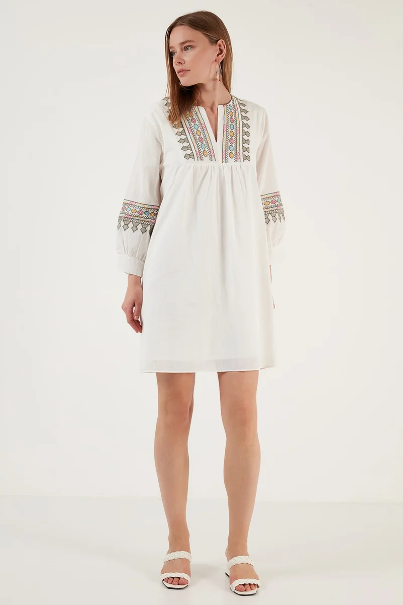 Lela Cotton Embroidery Detailed Comfortable Cut V-Neck Mini Dress Women's Dress 611EL269