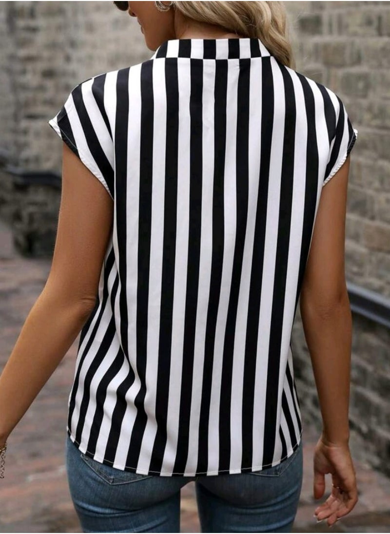 Shein SHEIN LUNE Striped Print Notched Neckline Batwing Sleeve Blouse  - Image 4