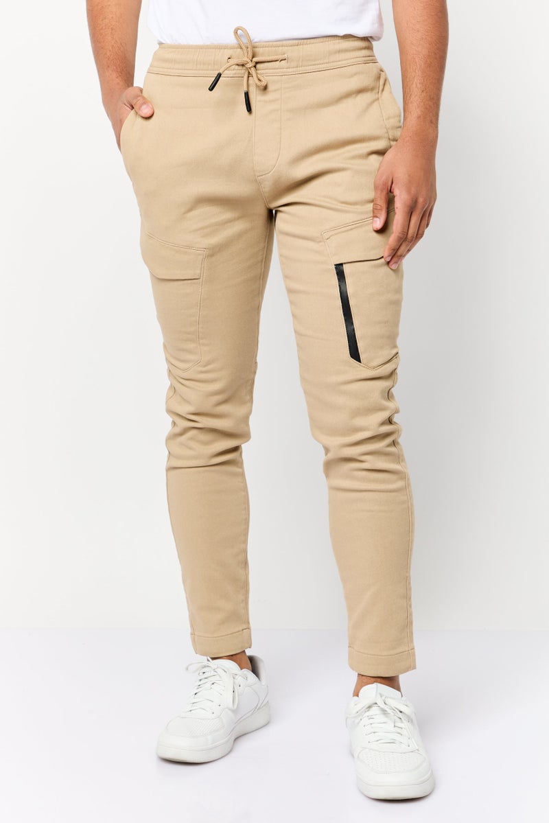 Celio Men Regular Fit Solid Cargo Pants, Dark Beige - Image 1