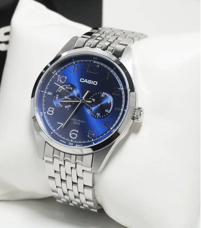 كاسيو ساعة كاسيو إنتيسر (Casio Enticer) للرجال MTP-E340D-2AVDF، تناظرية بمينا أزرق - Image 2