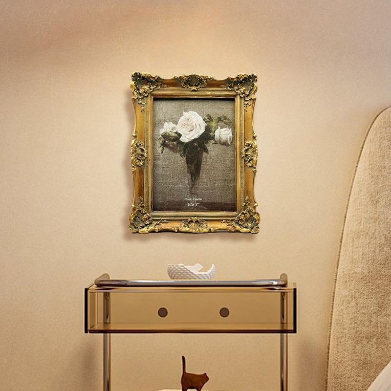 CISOO 5x7 Vintage Picture Frame Antique Ornate Bronze Gold Photo Frame, for Table Top and Wall Display, Decorative Floral Design Retro Home Decor, Photo Gallery Art - Image 4