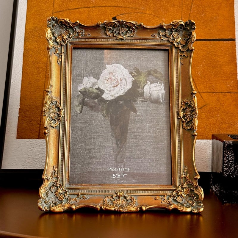 CISOO 5x7 Vintage Picture Frame Antique Ornate Bronze Gold Photo Frame, for Table Top and Wall Display, Decorative Floral Design Retro Home Decor, Photo Gallery Art - Image 2