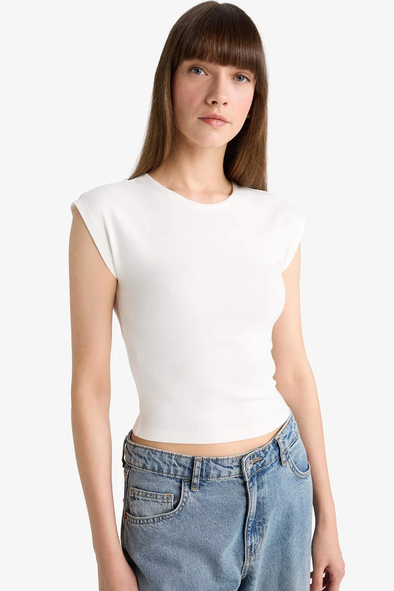 ديفاكتو Slim Fit Crew Neck Basic Modal T-Shirt