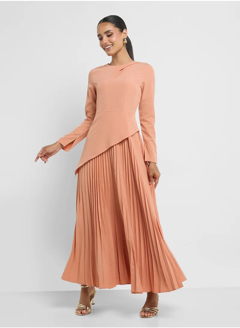 Khizana Pleated Dress With Asymmertic Waistline