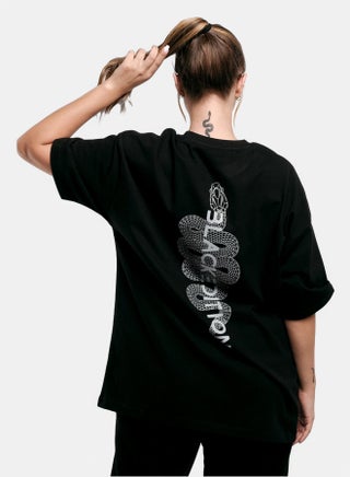 UNISEX VIPER OVERSIZED T-SHIRT - pzsku/Z85B9760AE680CC475CE5Z/45/_/1741180105/b833d80e-bc9c-4de4-a0ce-bea714f52004