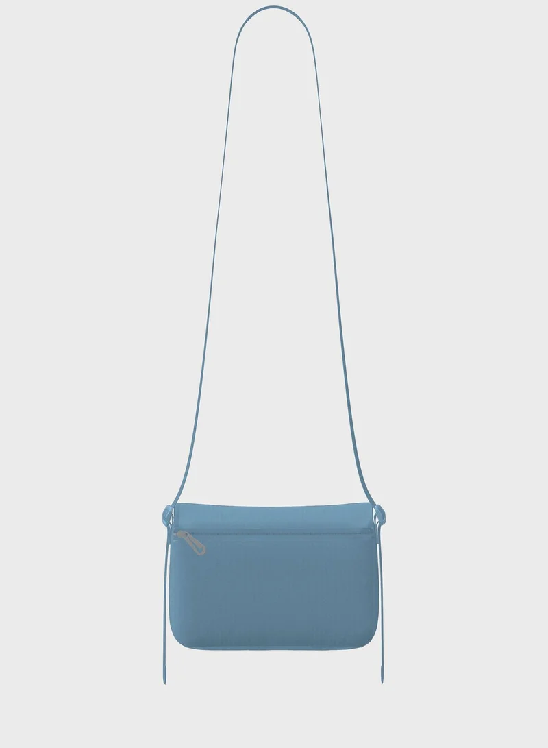 Nike Futura 365 Crossbody