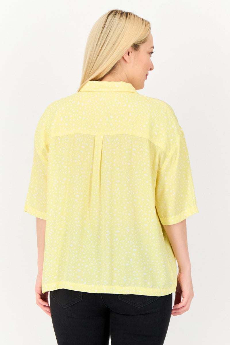 ONLY Women Pointed Collar Short Sleeves Allover Print Shirt, Multicolor - Image 2