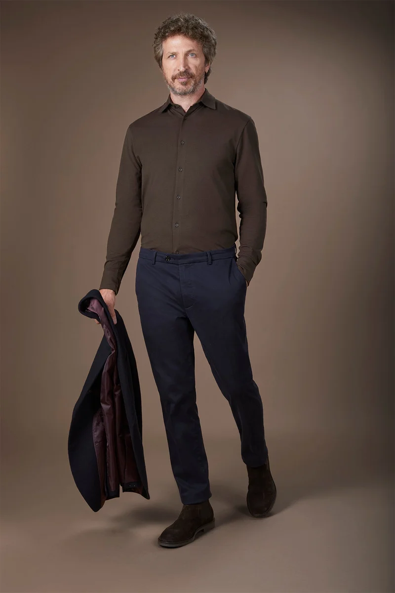 Classic men's chinos in regular fit with stretch twill construction - Dk Blue