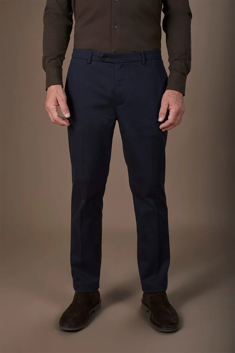 Doppelganger Blue Classic men's chinos in regular fit with stretch twill construction - DK Blue for Men | Best Price UAE