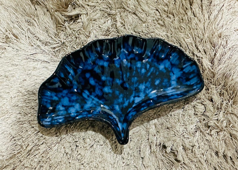 ALTAICA Ceramic Serving Platter Plate Tray Shell Shape for Snacks, Starter, Salad, Pasta Tray, Heavy Quality Ceramic Serving Platters Perfect for Modern Kitchen- Blue - Image 4