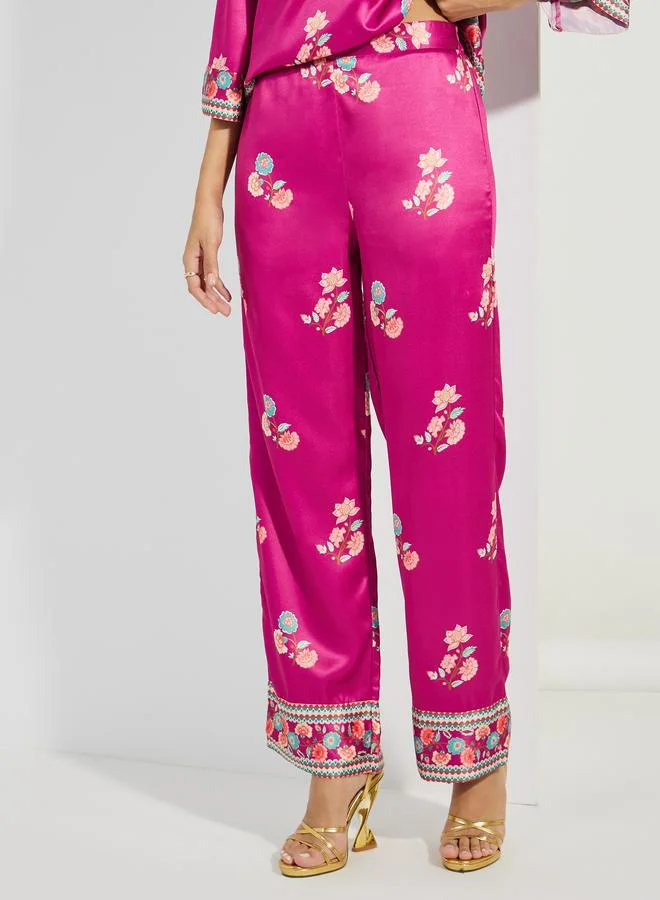 Styli Floral Border Print V Neck Top & Pants Co-Ords