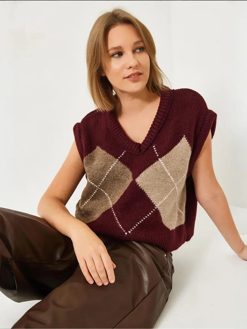 بيانكو لوتشي سترة صوفية بدون أكمام برقبة على شكل حرف  بنمط البقلاوة من لوتشي