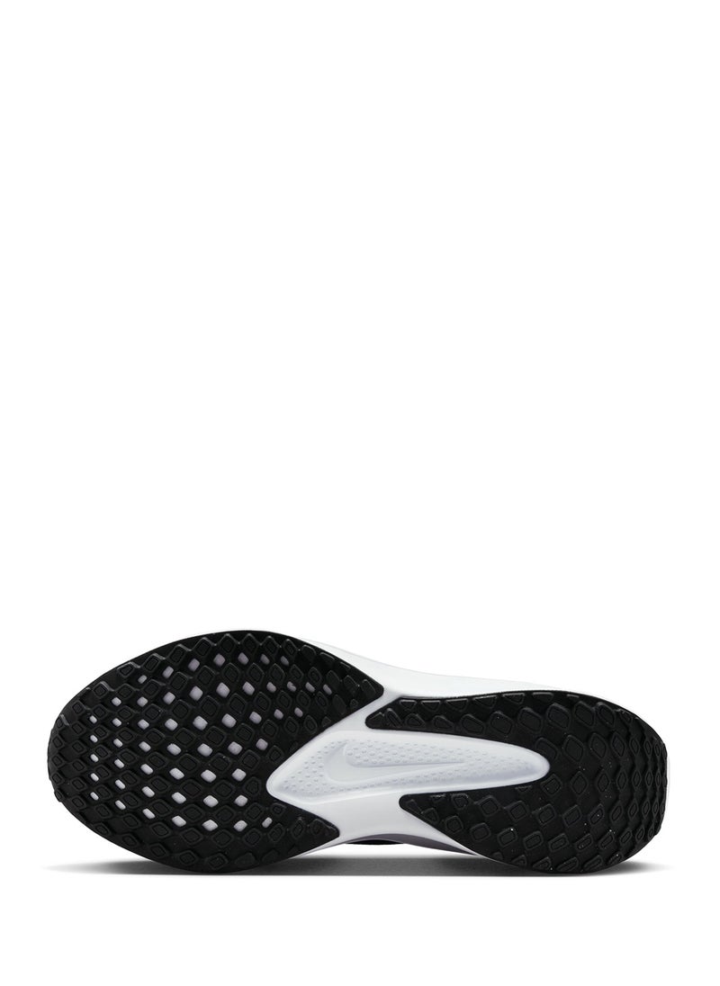 Nike - Quest 6 - Image 1