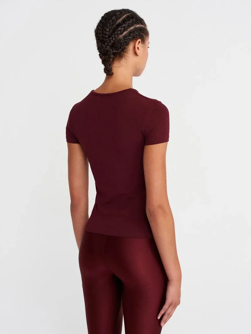 ديلفين DILVIN Women’s Crop Slim-fit Crew Neck T-shirt