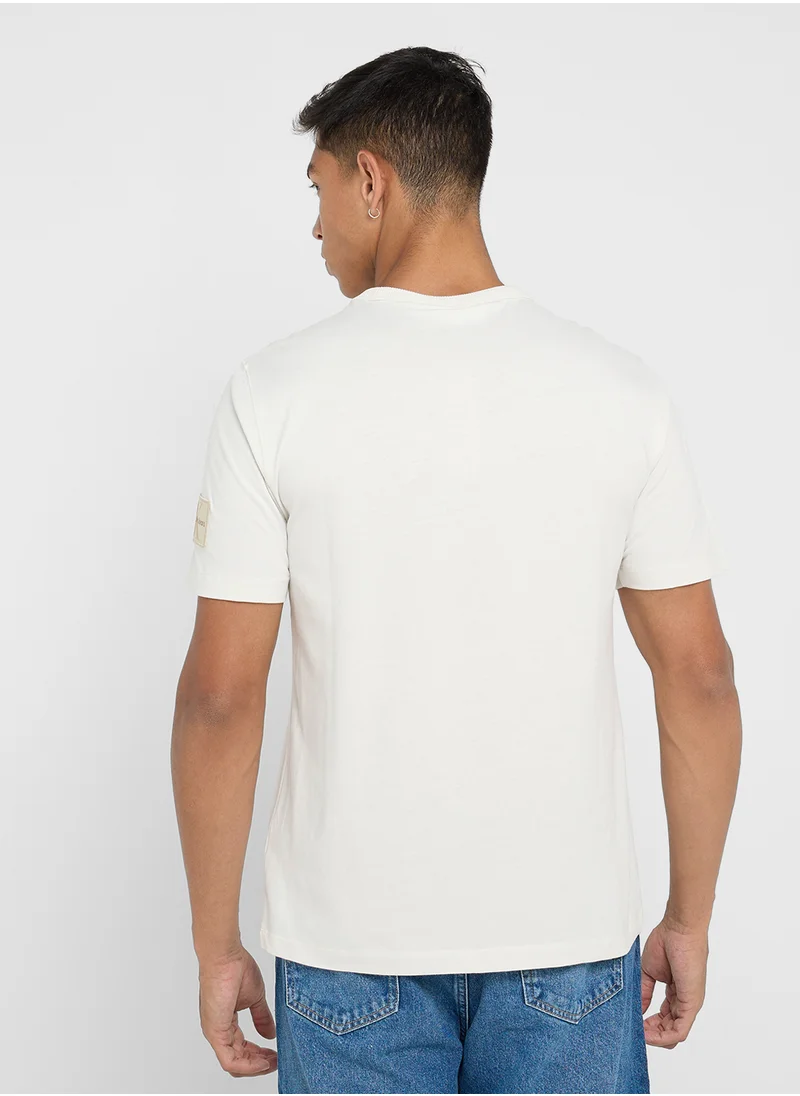 Calvin Klein Jeans Logo Print Badge Regular T-Shirt