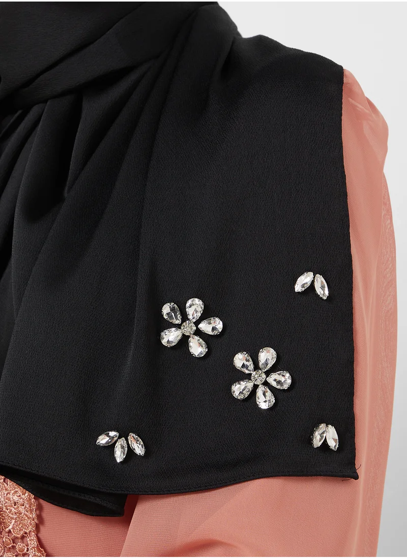خزانة Embellished Silky Long Hijab Scarf