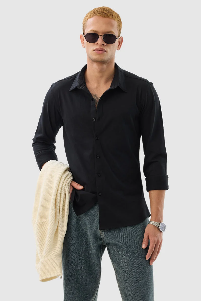 SNITCH Black Solid Slim Fit Shirt