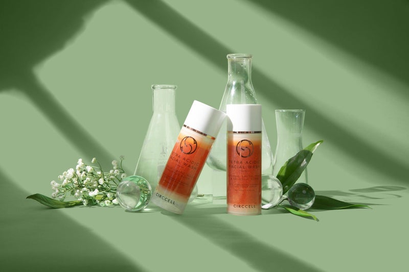 CIRCCELL Tetra Acidic Facial Cleanser: Perfect Your Skin with a Blend of Glycolic, Malic, Lactic, and Salicylic Acids Infused with Nourishing Jojoba Oils - Image 2