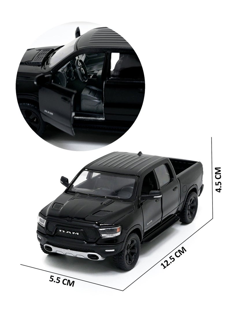 Kinsmart سيارة لعبة رام 1500 2019 بمقياس 1/46 مصنوعة من المعدن مع أبواب قابلة للفتح وإجراء سحب للخلف - Image 3