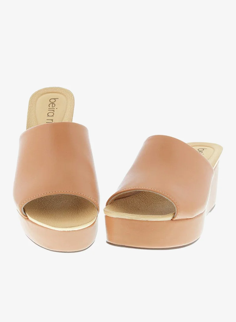 Beira Rio Nude Flat Sandals for Women – Stylish Ladies Flat Sandals & Comfortable Flat Slippers for Women | Best Price UAE