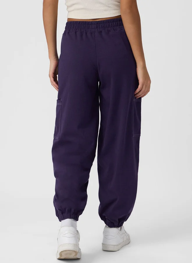 The Souled Store  The Souled Store Berry Women Solid Baggy Cargo Joggers  | Best Price UAE