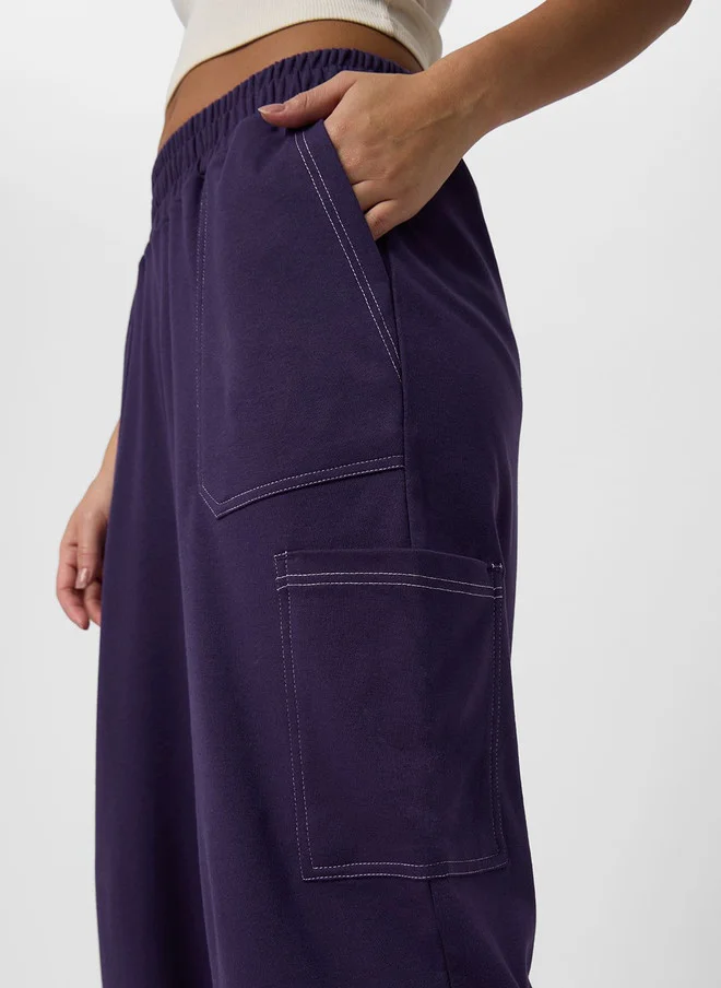 The Souled Store  The Souled Store Berry Women Solid Baggy Cargo Joggers  | Best Price UAE