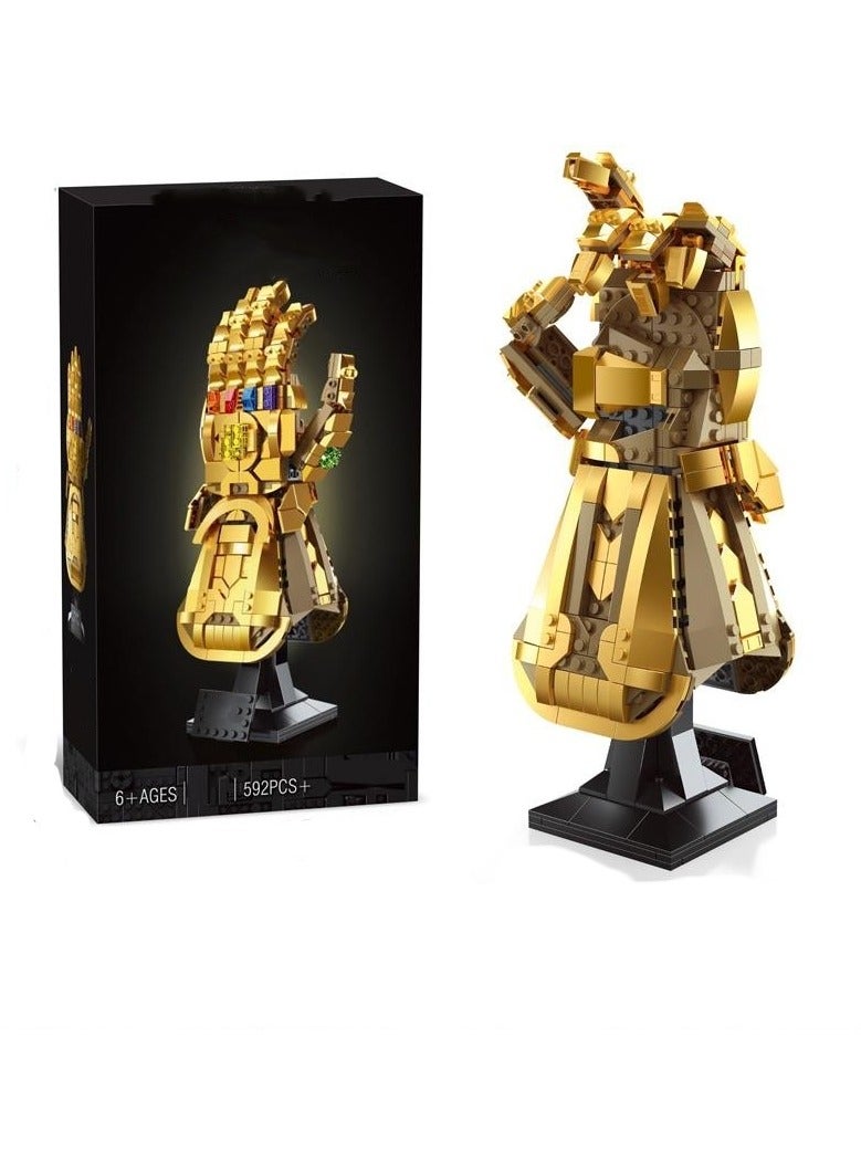 عام لعبات من نوع كوسبلاي لطفلان في بيوت اللعب، وهي معدات مثل معدات السام (ربما إسم شخص في لعبة معينة)، تتضمن مشبوه مشعل حريق و حقيبة ظهر، بالإضافة إلى إكسسوارات غنية. - Image 1